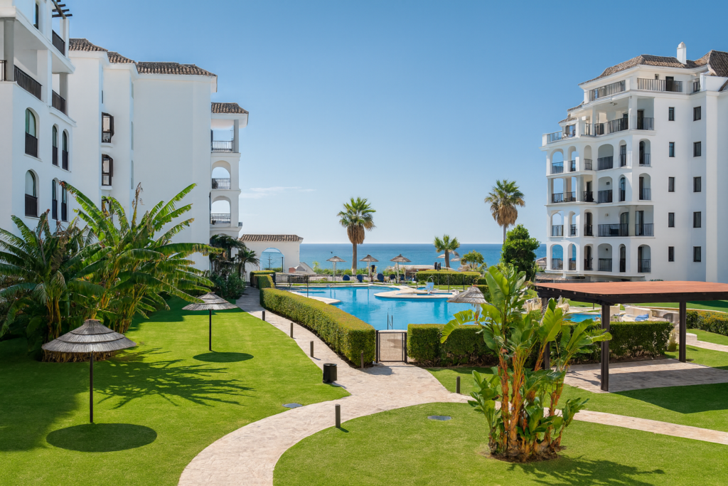 Ground Floor Apartment for sale in La Duquesa, Manilva