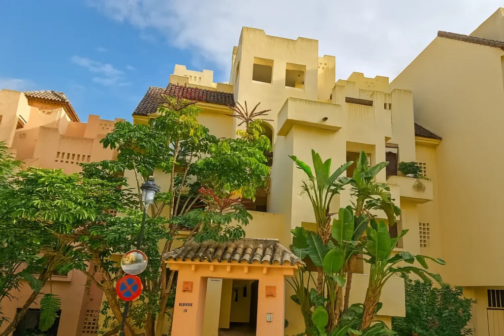 DUQUESA VILLAGE