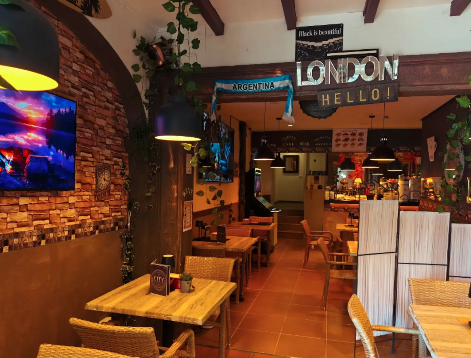 RS10054_La-Duquesa_Malaga_Bar_10